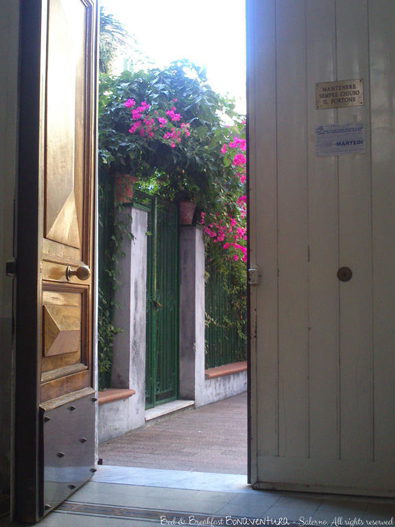 Bed & Breakfast Bonaventura Salerno Dış mekan fotoğraf